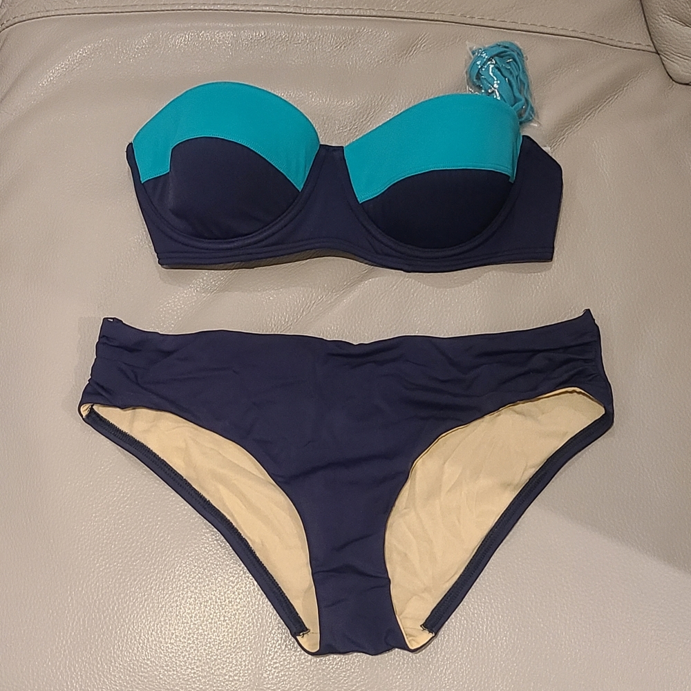 Echo Bikini Set